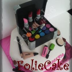 Make Up Cake